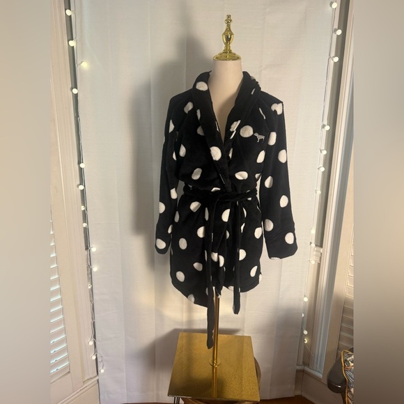 Victoria’s Secret PINK Plush Fleece Polka Dot Robe Black White XS/S - Picture 5 of 5
